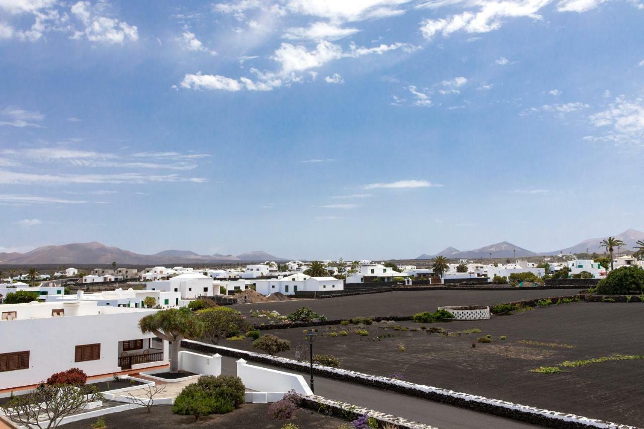 B&B Hotelito El Campo Yaiza  Exteriör bild
